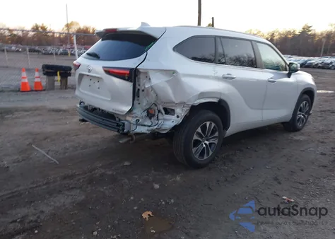 2024 Toyota Highlander Xle из США, поврежденный, VIN 5TDKDRBHXRS555696